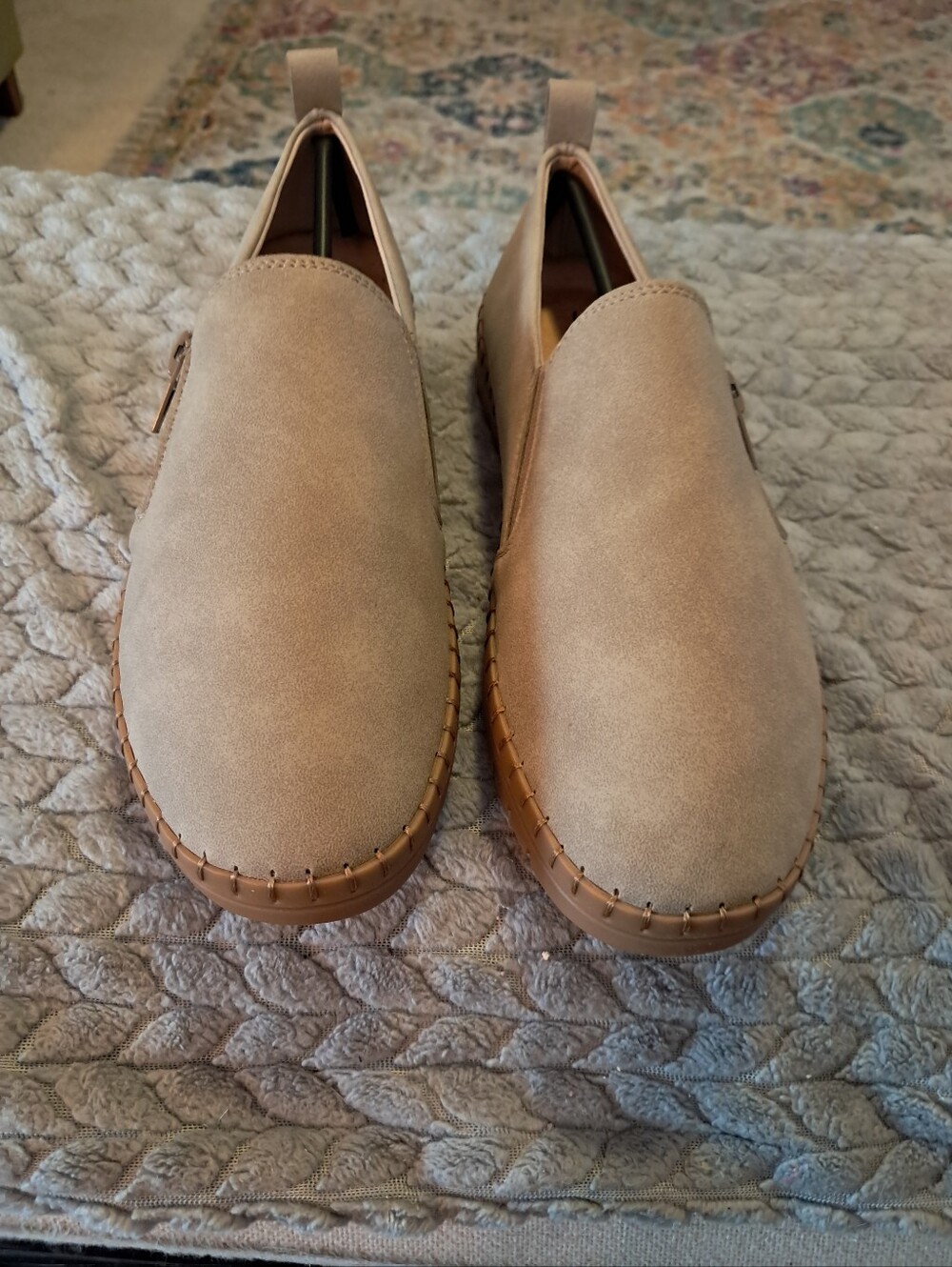 Slip-On Women's Sueded Casual Loafers in Tan 6.5 Wide